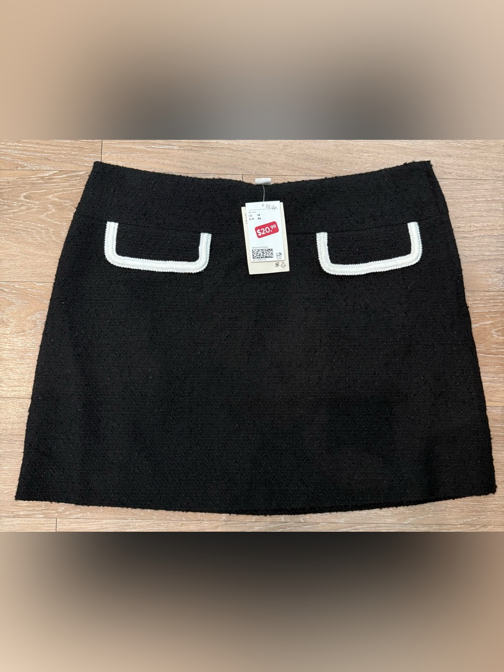 NWT H&M Black Mini Skirt Size 14